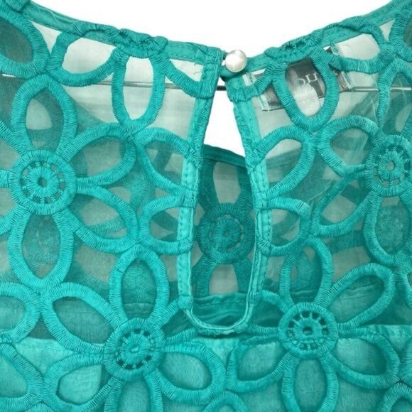 Mud Pie Crochet Eyelet Daisy Sleeveless Teal Shift Dress - Picture 10 of 13